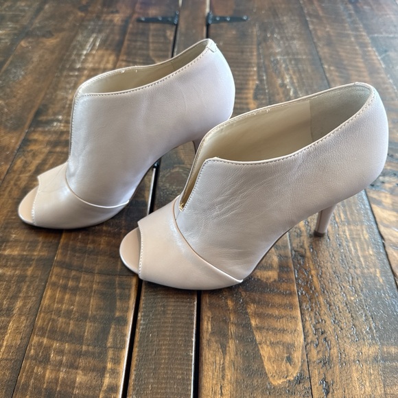 Women’s Nine West Peep Toe Bootie - Picture 2 of 6